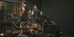 ممارسة الرياضة قبل النوم.. هل تعزز صحتك أم تُعكِّر نومك؟