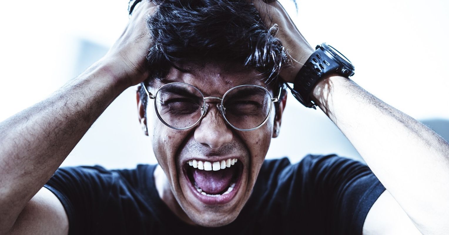 كيف تؤثر ردودنا على الإجهاد في العلاقات