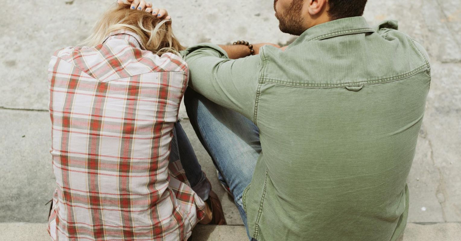 أعلام العنبر العلاقة: كيفية اكتشاف وتحدي negging