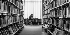 كتابة قصص أنفسنا في المستقبل