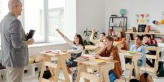 5 حقائق عن الانتماء بينما يعود الأطفال إلى المدرسة