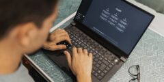 لماذا تغش الذكاء الاصطناعى: علم النفس العميق وراء التعلم العميق