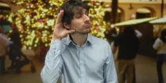 قد يحدد معدل ذكائك مدى سماعك وسط حشد من الناس