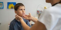 شلل بيل: ضعف الوجه المفاجئ عند الأطفال والمراهقين