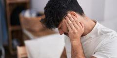 ما الذي يسبب تنميل الأذن وهل من علاج؟