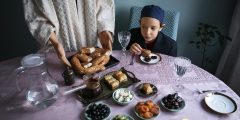 كيف تحمي أطفالك من التسمم الغذائي في العيد ؟