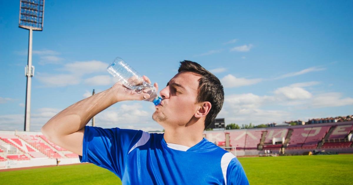 كأس العالم 2026.. لم تُثير فترات الراحة لشرب السوائل الجدل؟