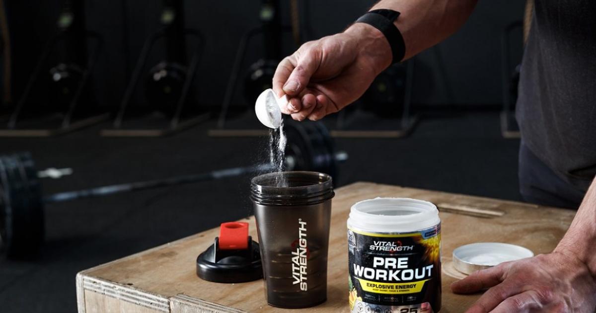 ما فوائد المكملات قبل التمرين Pre-Workout وهل لها أضرار؟