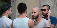 هل الرجال المثليين حقا بهذه الضحلة؟